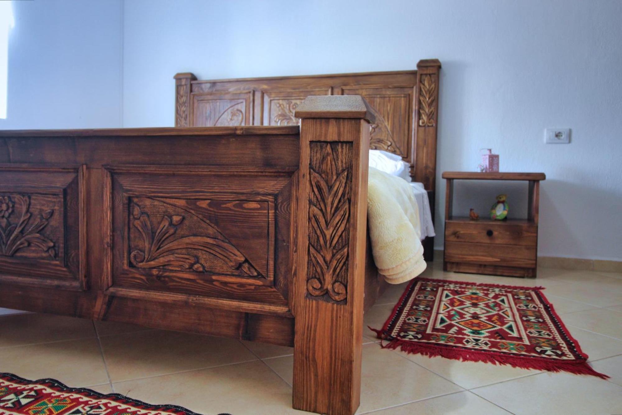 Guri Guesthouse Гірокастра Екстер'єр фото